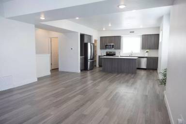 Main picture of 2346-2368 W Miles Ln