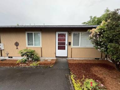 Main picture of 5907 SE 83rd Ave