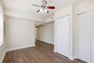 Main picture of 910 N Arlington Ave