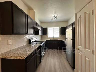 Main picture of 424 N Alder St
