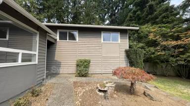 Main picture of 20204 20th Ave W