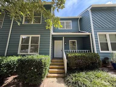Main picture of 306 Applecross Dr