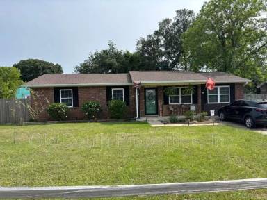 Main picture of 5811 Perkins St
