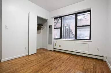 Main picture of 155 Orchard St