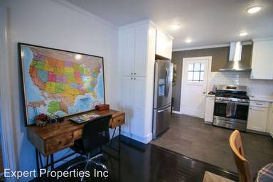 Main picture of 616 Palm St