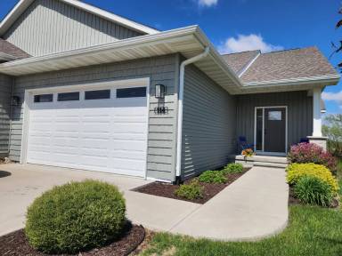 Main picture of 114 Dogwood Ln