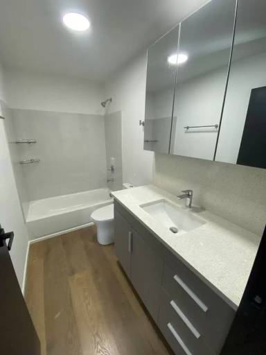 Main picture of 2944 17th Ave S