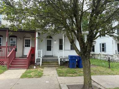 Main picture of 111 W Broad St