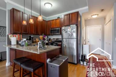 Main picture of 2714 N Kedzie Ave