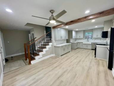 Main picture of 1433 Pickwick Ln