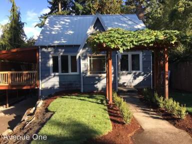 Main picture of 14008 Stone Ave N