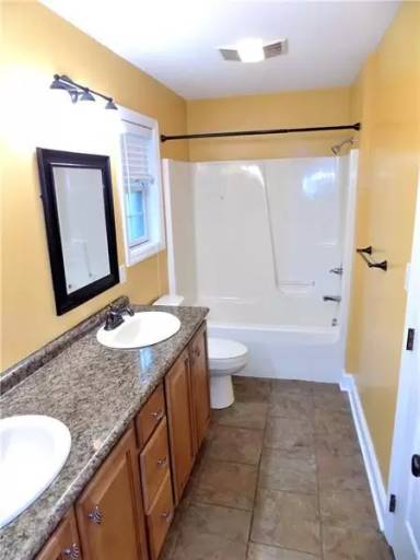 Main picture of 21 Naples Dr