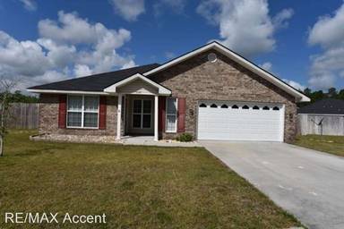 Main picture of 1110 Creekside Cir
