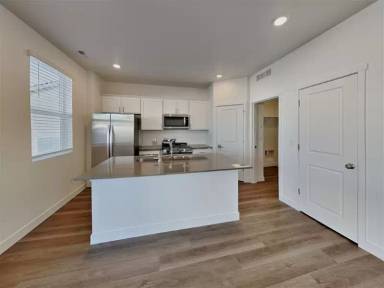 Main picture of 3022 85th Dr NE