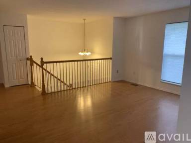 Main picture of 601 Avante Ct