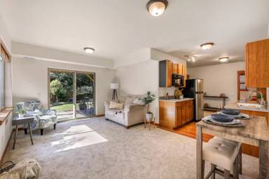 Main picture of 3318 Sussex Dr