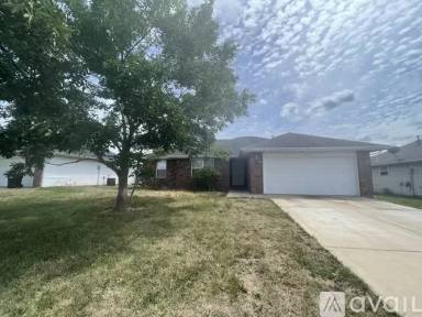 Main picture of 3724 W Ridgeway St