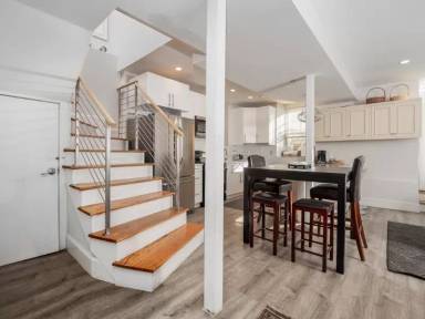 Main picture of 2 Buckley Ave