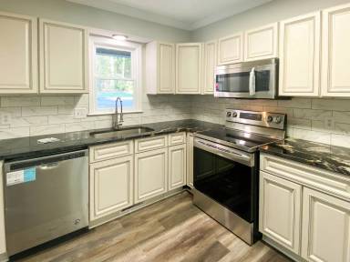 Main picture of 5645 Thea Ln