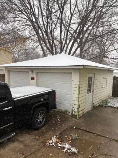 Main picture of 949 Central Ave