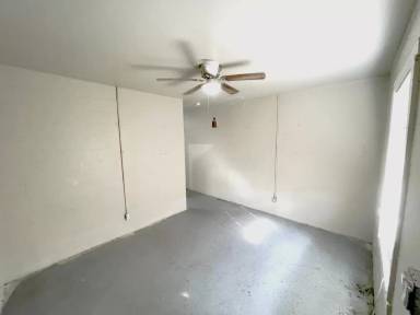 Main picture of 1007 El Paso St