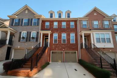 Main picture of 2772 Durham Dr NE