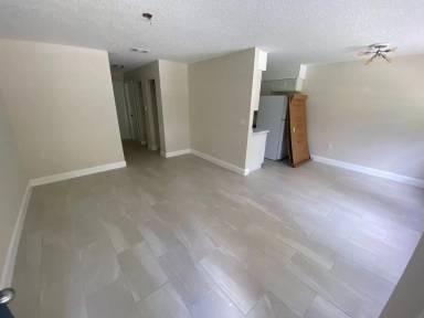 Main picture of 7225 SW 42nd Pl