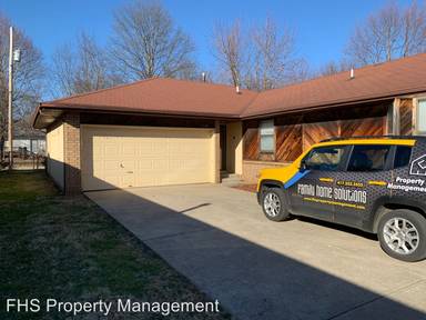 Main picture of 525 W Edgewood St