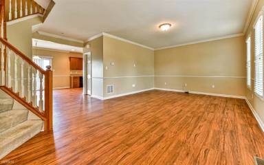 Main picture of 348 Marshall Heights Dr