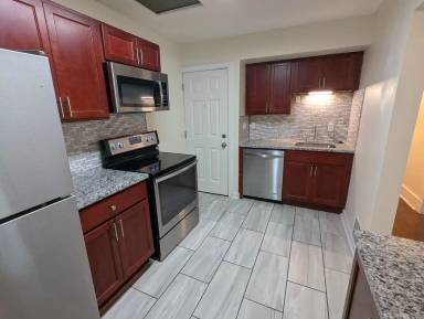 Main picture of 6365 Alderson St
