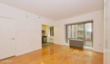 Main picture of 30 W 18th St