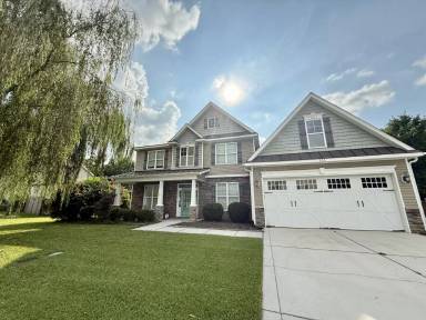 Main picture of 231 Southwoods Ln