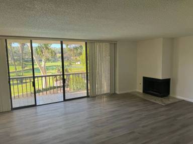 Main picture of 5555 Canyon Crest Dr