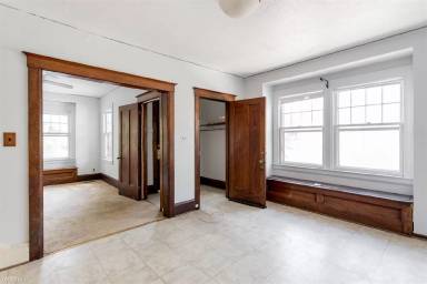 Main picture of 1916 11th St