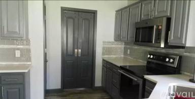 Main picture of 3855 N 210th St