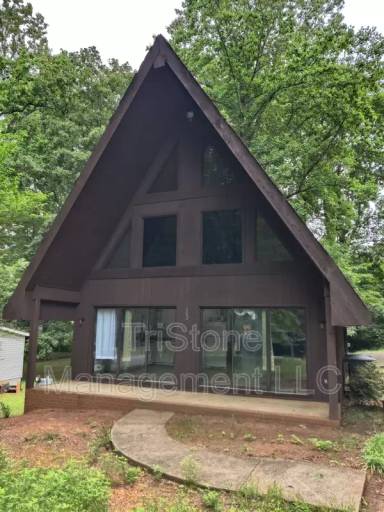 Main picture of 602 Phoenix St