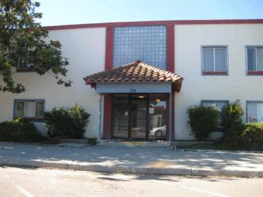 Main picture of 135 N B St