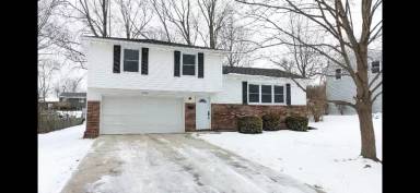 Main picture of 9331 Fairfield Dr