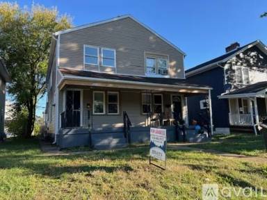 Main picture of 1076 E 20th Ave