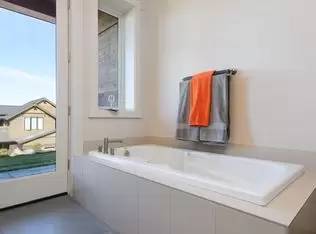 Main picture of 19308 Eaton Ln