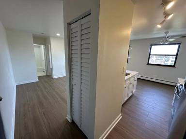 Main picture of 5750 N Sheridan Rd Apartments
