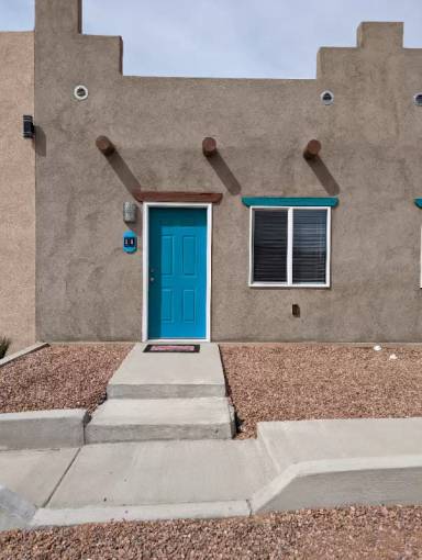 Main picture of 651 S Union St