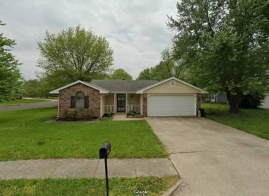Main picture of 2700 Poppy Way