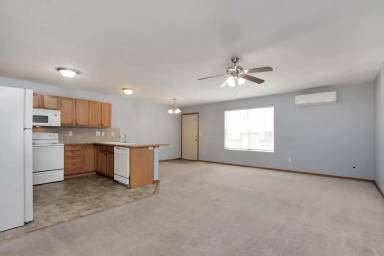 Main picture of 1126 Country Club Ln