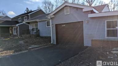 Main picture of 27W715 Galusha Ave