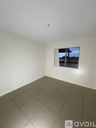 Main picture of 3902 W Valencia Dr