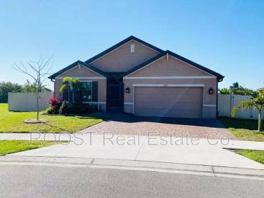 Main picture of 7499 Tourmaline Dr