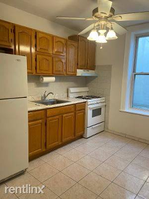 Main picture of 11 10th St