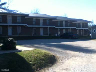 Main picture of 212 W Main St