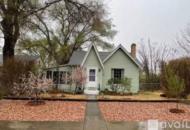 Main picture of 1460 Ouray Ave